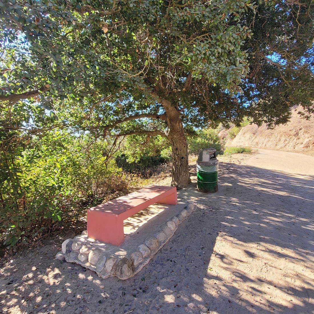 map-hike5-D 14B-Shaded-Bench-at-Riverside